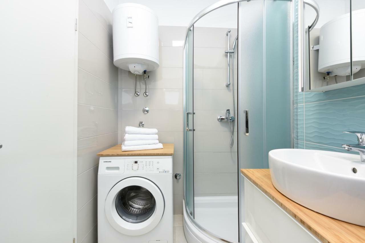 Apartmani Eladora 비오그라드나모루 외부 사진